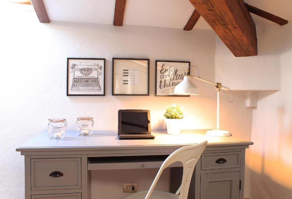 Accanto Al Centro B&B Prato  Exterior photo