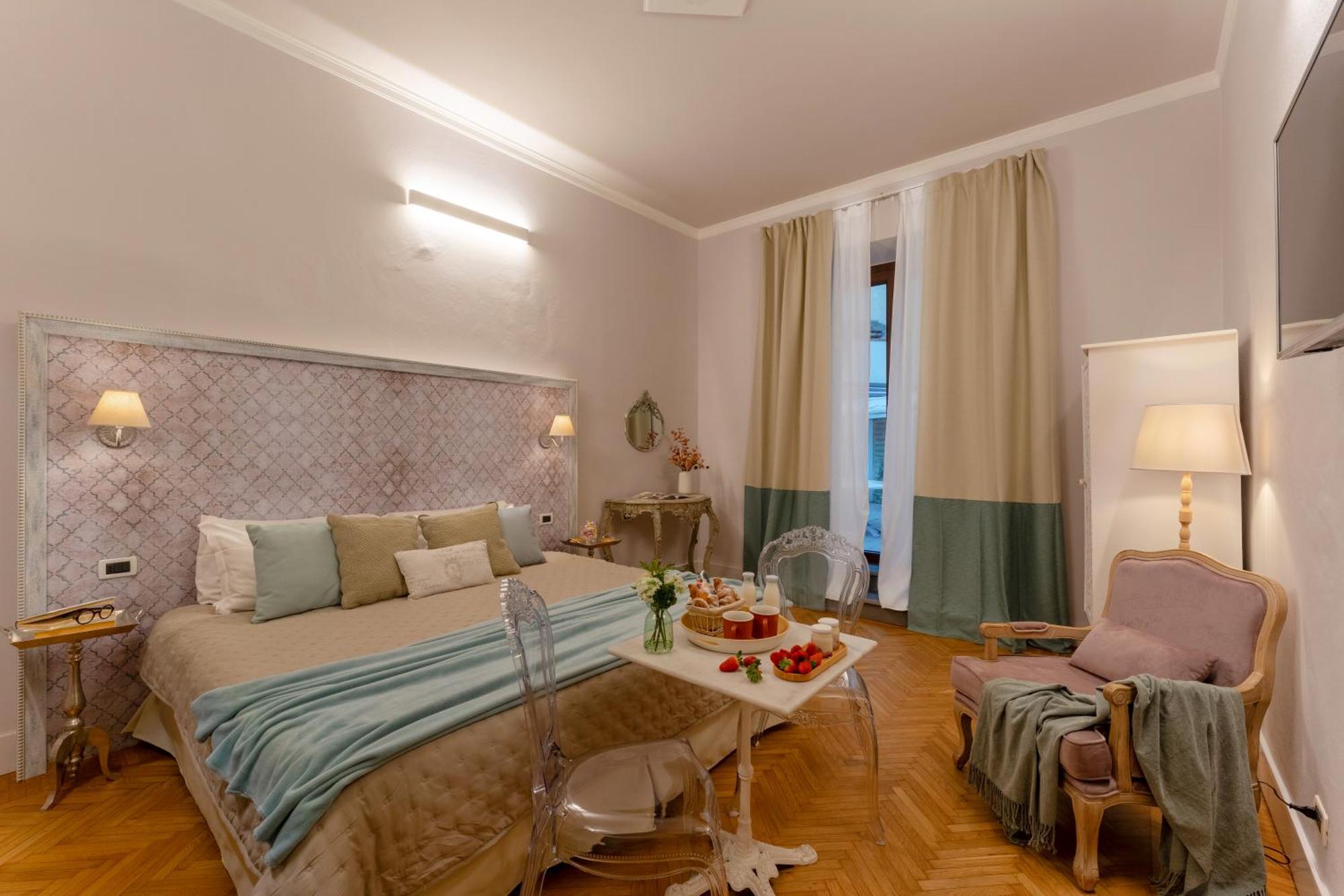 Accanto Al Centro B&B Prato  Exterior photo