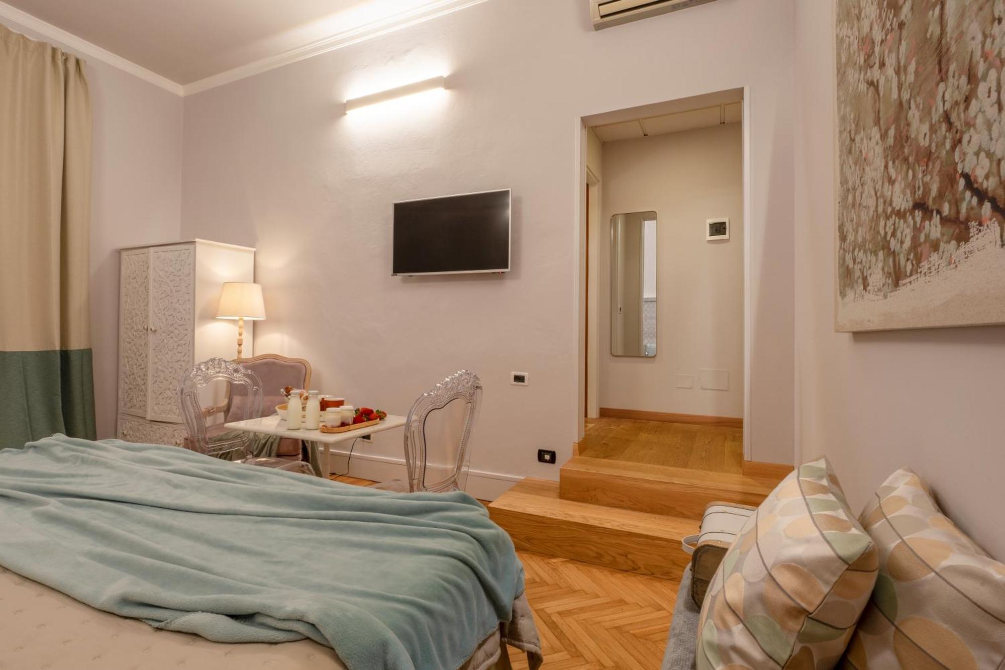 Accanto Al Centro B&B Prato  Exterior photo